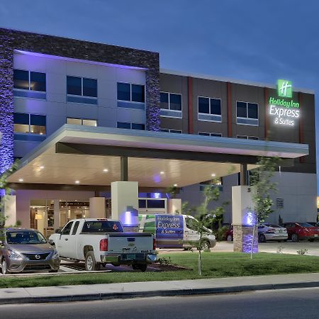 Holiday Inn Express & Suites - Roswell By Ihg Exterior foto