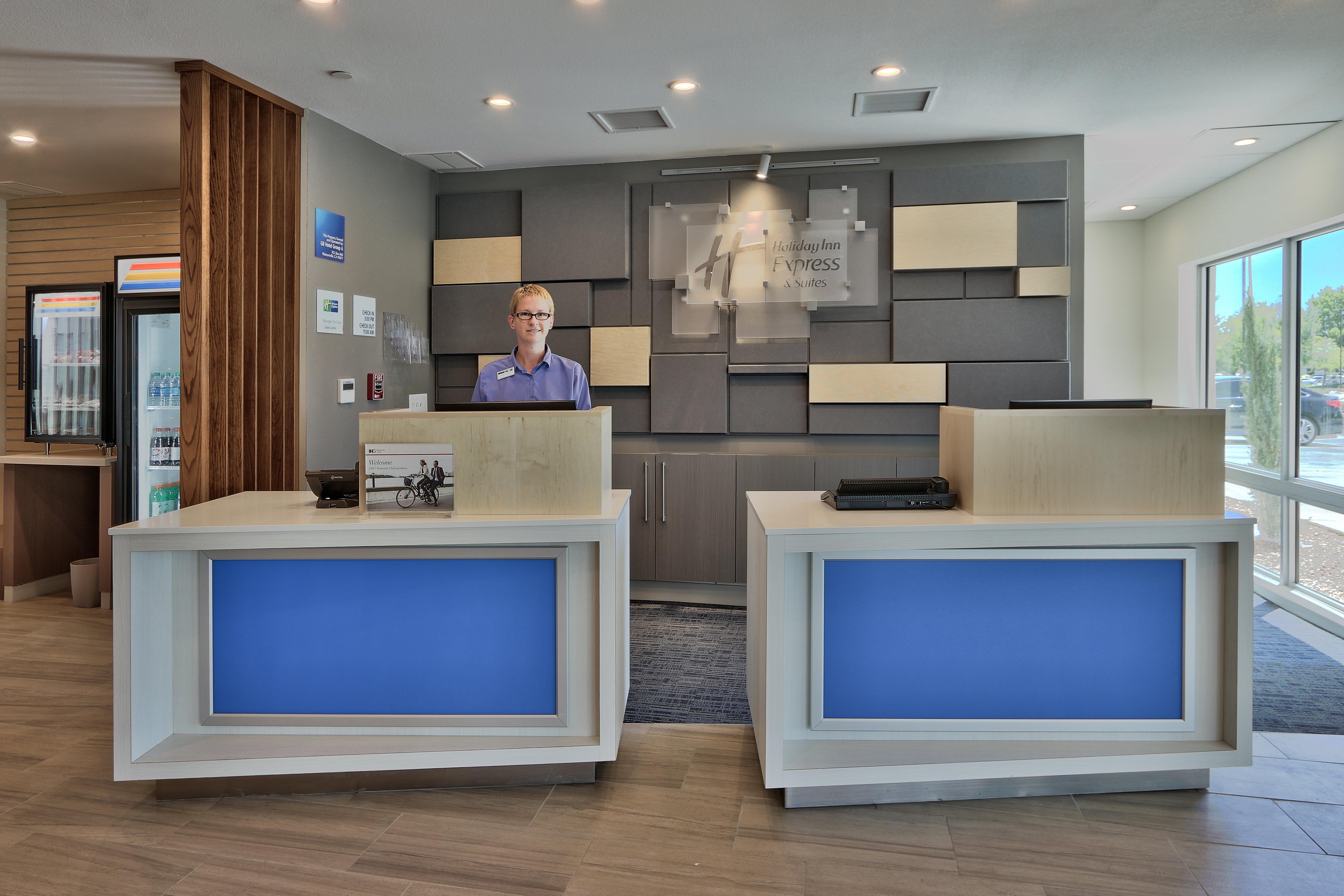 Holiday Inn Express & Suites - Roswell By Ihg Exterior foto